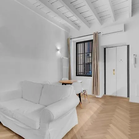 Stazione Moderno Apartment Milan
